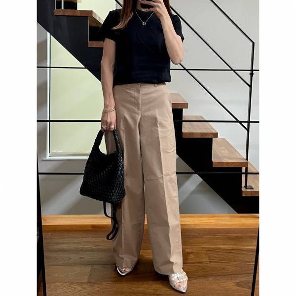 合わせやすいしシルエットもキレイ！【ユニクロ】「ワイドチノパンツ」着回しコーデ