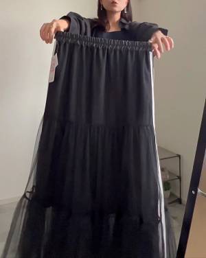 770円ってホント？【しまむら】スポーツMIXデザインがオシャレ！「ライン入りチュールスカート」