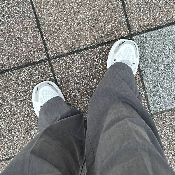 コレは大当たり！！【SHEIN】カジュアルにもキレイめにもOK！「厚底スニーカー」