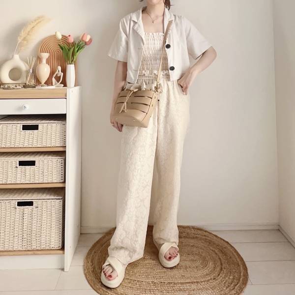 カップ付きで楽ちん！【GRL】今夏ぜったい着たい！！「シャーリングキャミ」