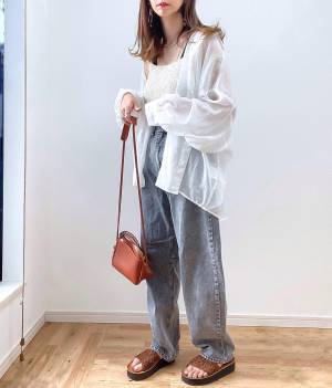 この夏、試したい！ “上品な肌見せ”が叶う【キャミ × シアー】合わせって？