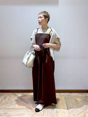 “黒”よりハマりそう♡【グローバルワーク】スッキリ見えも叶える「ブラウンワンピ」