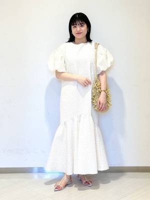 《デートやお出かけにピッタリ！》夏は【白ワンピ】が大優勝♡