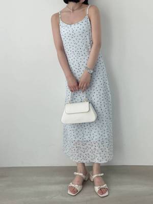 夏のデートにぴったり♡ 爽やか見えする【最旬デートコーデ】