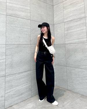 買って大正解♡【ユニクロ】1着持ってるだけで着回し◎「チノパン」