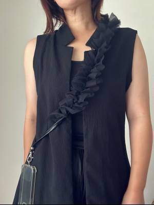 意外と合わせやすい！？【WEGO】「チュールスマホショルダー」がアクセントになる！