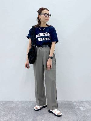 ＜こなれ感たっぷり♡＞大人カジュアルには【ロゴT】が欠かせない！