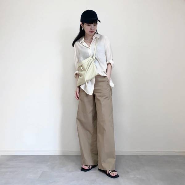 今季も“ベージュ”がアツい♡【ユニクロ】おしゃれ女子も愛用の「ワイドチノパン」