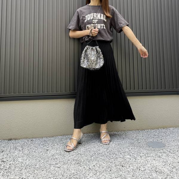 キラキラ感が今っぽ♡【GU】「スパンコールバッグ」コーデ集！