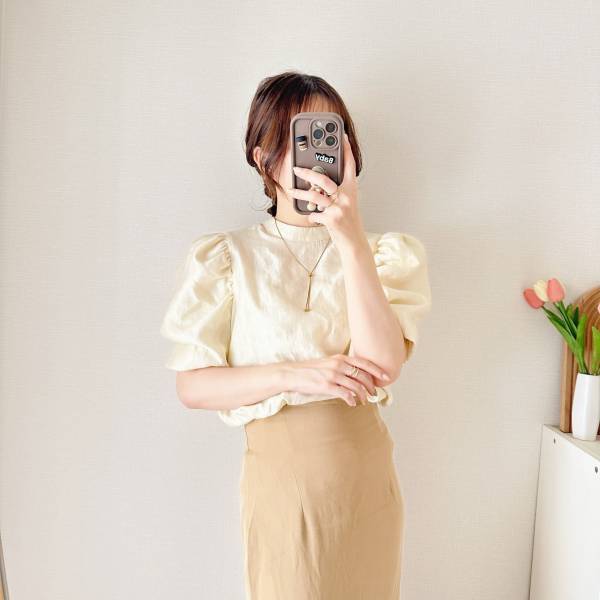 ぽわんとした袖がツボ♡【SHEIN】高見え「スタンドカラーシャツ」が可愛すぎる！