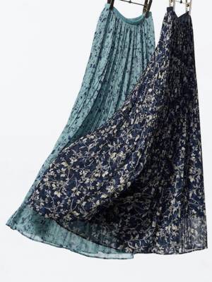 どれ買うか迷う♡【ユニクロ】大人っぽ可愛い「ロンスカ」って？