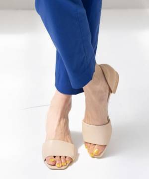 今すぐ【グローバルワーク】で買いたい！ 大人っぽ可愛い♡「旬サンダル」