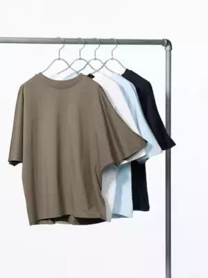 着回し幅が無限大♡【ユニクロ】大活躍の万能アイテム！「無地Ｔシャツ」