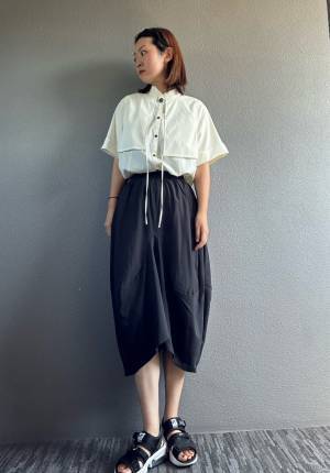 パッと目を引く！【SHEIN】「デザインスカート」コーデ4選