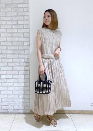 デート服、もう悩まない！ 大人におすすめ【ベージュコーデ】♡