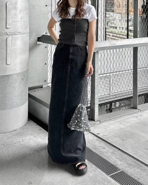 大人カジュアルに決まる♡【デニムスカート】の「着こなし術」をチェック！