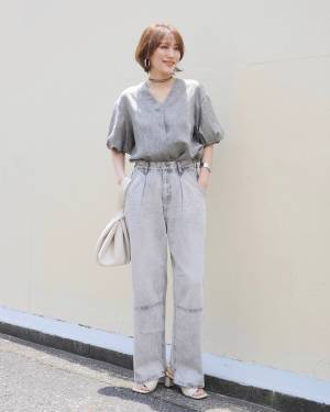 『夏のボトムス迷子！』→解決！ おしゃれ & 涼しげ【淡色パンツコーデ】