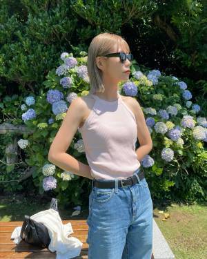 みんなはどっち派？【ユニクロ】の新定番ブラトップ！ ホルターネック？ それともアメスリ？