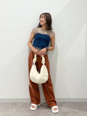 大至急【GU】に買いに行って！ トレンド感がUPする♡「デニムビスチェ」