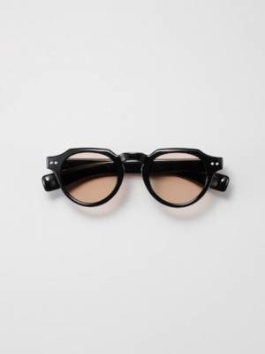 こりゃ買うしかない♡【ユニクロ】コスパ最強！「おしゃ見えサングラス」