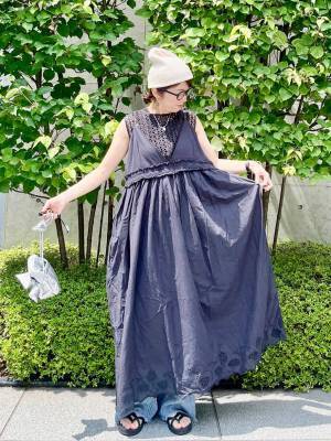 ＜晩夏こそ、着たい♡＞大人度アップ【ブラックワンピ】