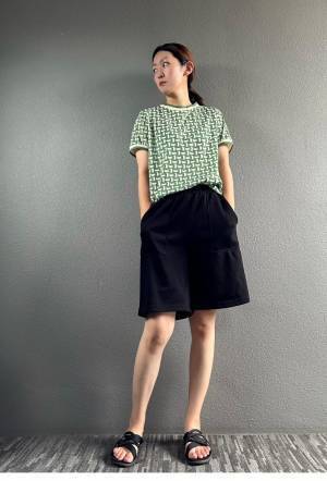 1枚でコーデの主役！【SHEIN】「レトロ柄Tシャツ」コーデ4選