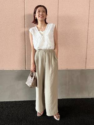 挑戦する価値ありかも！？ きれいめに決まる【大人キャミコーデ】