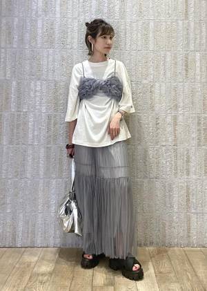 可愛さの最高峰かも♡【VIS】着るだけでオシャ見えする！「チュールスカート」