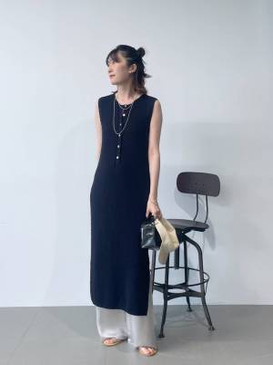 上品さがたまらん♡ 大人っぽ【ネイビーアイテム】が見逃せない！