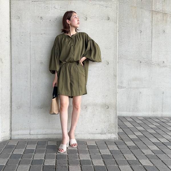 シンプルなのにおしゃれ！ すぐに真似したい【ワントーンコーデ】って？