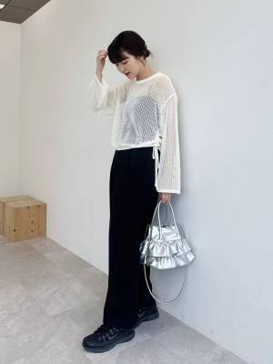 夏 → 秋も大活躍！？ オシャレに差がつく【メッシュトップス】