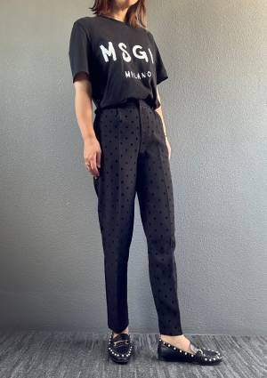 脚キレイに見える！！【Re:EDIT】黒ドットが大人っぽい「テーパードパンツ」