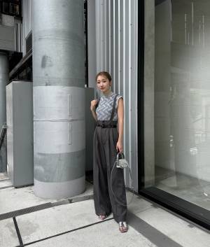 シンプルおしゃれは【グレー】で♡ 参考にしたい！「お手本コーデ」