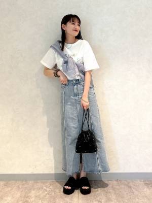 『即購入』が正解かも！【ローリーズファーム】穿くだけでテンション上がる♡「ロングスカート」