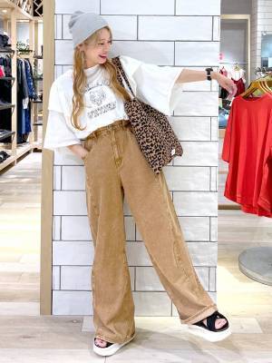 誰でも即オシャ見えが叶う♡ 今からでも買い足したい【白ロゴT】って？