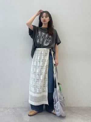 プラスワンで旬コーデが完成♡ 今買い足すなら【巻きスカート】