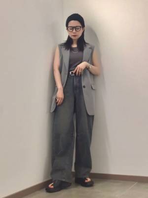 『夏 → 秋コーデ』にピッタリ♡【GU】羽織るだけでキマる！「優秀ベスト」