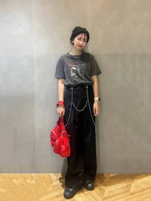 ＜トレンド速報＞コーデが映える【パッションレッド】に注目！