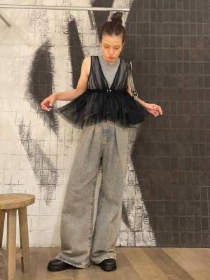 「何を着てもパッとしない。」→ そんな時こそ【ベスト】が大活躍♡