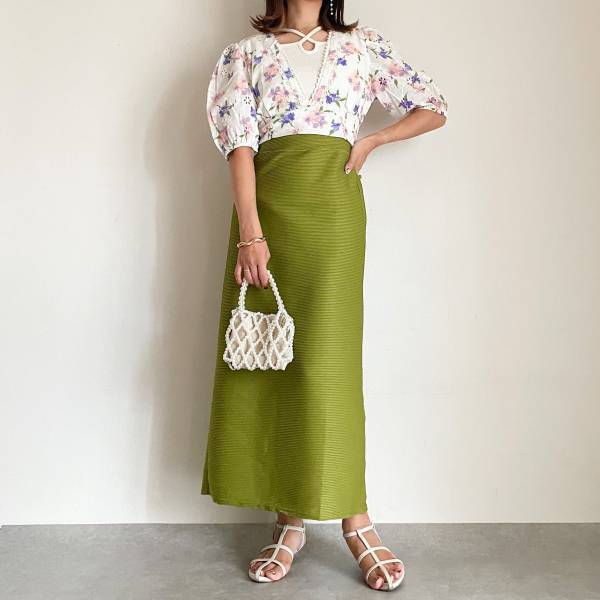 コーデがグッと秋めく♡【しまむら】オリーブ色の「タイトスカート」着回しコーデ