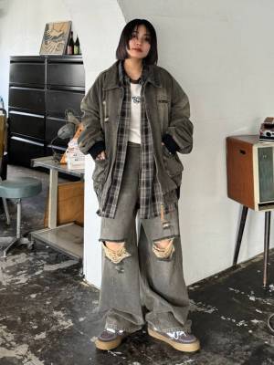 90’sブーム到来！ オシャレさん大注目の【グランジアイテム】って？