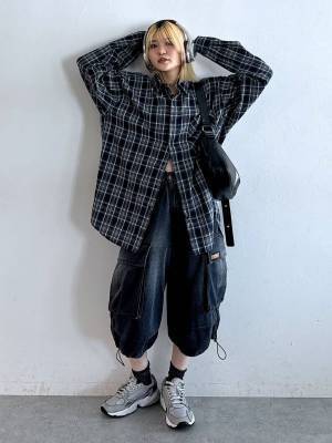 90’sブーム到来！ オシャレさん大注目の【グランジアイテム】って？