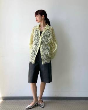 デイリーコーデを格上げ♡【カラートップス】を使った「最旬コーデ」って？