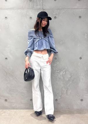 1着で2度おいしい♡【VIS】ハイウエストも肌見せもできる「折り返しデニム」