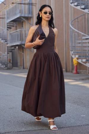 トレンド「バルーン」なら、今っぽいこなれフェミニンが出来上がる！【ストリートスナップ】