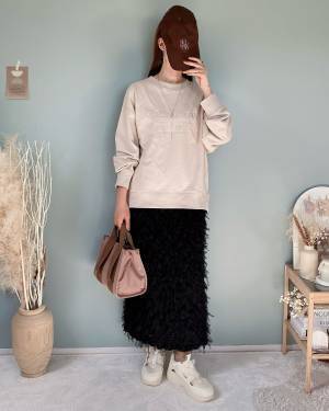 可愛い → カジュアルまで網羅♡【しまむら】裏地付きの万能「フリンジチュールナロースカート」