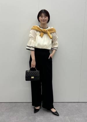 こんなの探してた♡【VIS】ほんのりキラキラ × バイカラーが目を惹く「ブラウス」