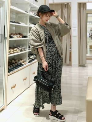 「えっ！ 着てたっけ！？」【グローバルワーク】持ち歩きにもピッタリの「軽量MA-1」