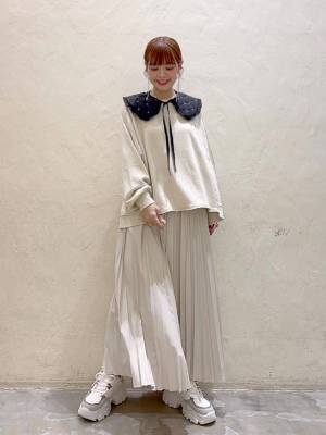 文学女子風ファッションに♡ 秋ゲットしたい！「ロングプリーツスカート」