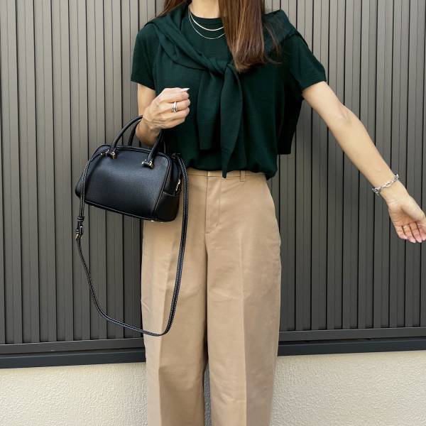 今の時期にピッタリ！【ユニクロ】着回し力抜群！「半袖ニット」